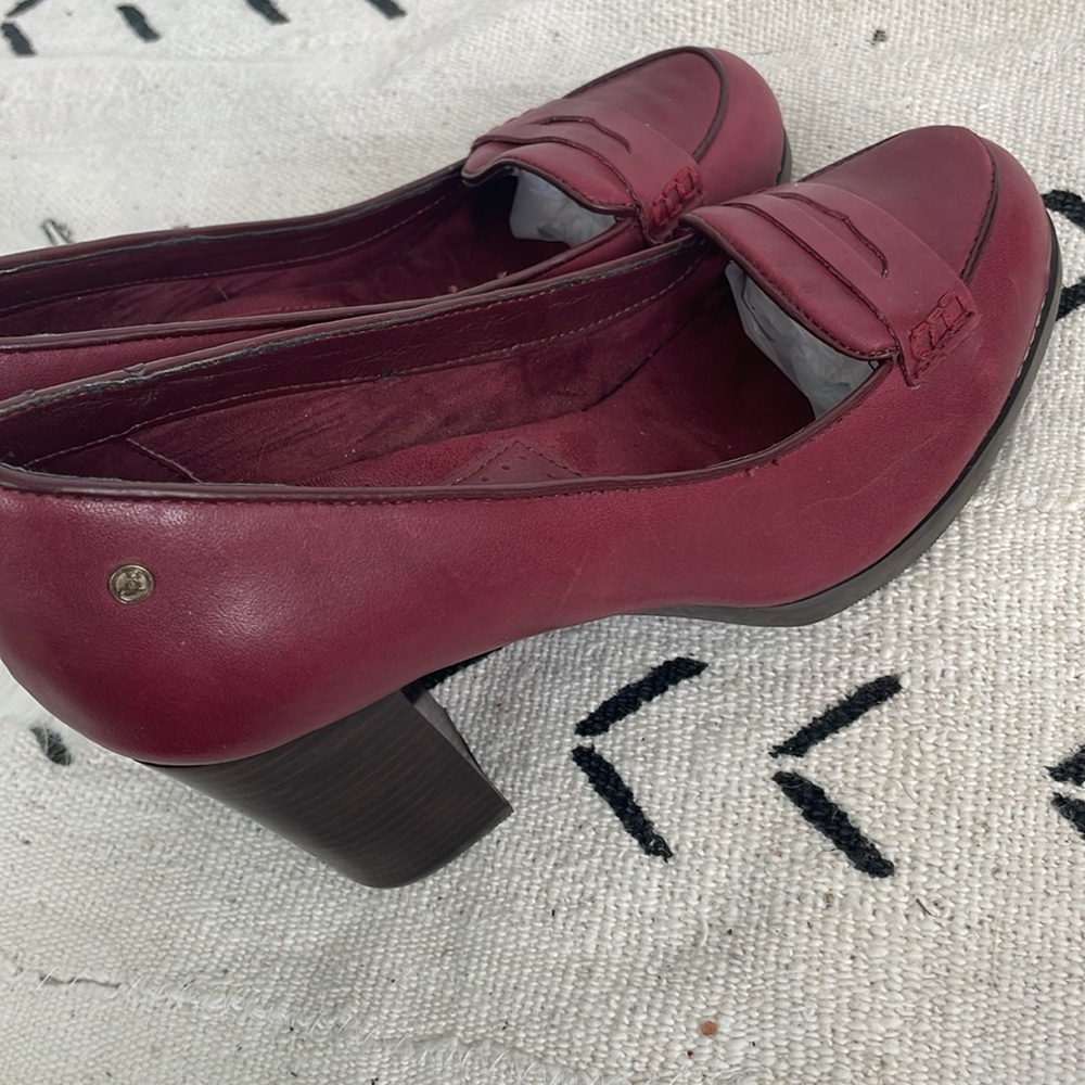Bass Kaylin Burgundy Leather Penny Loafer w/Slight Platform 3.75 Heel Size 9B - Picture 8 of 11
